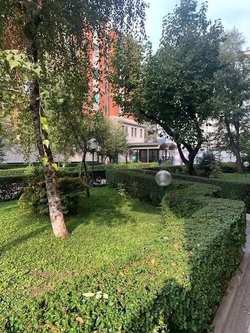 Cozy 1-Room Studio In Giambellino Milano 0*,  Italien